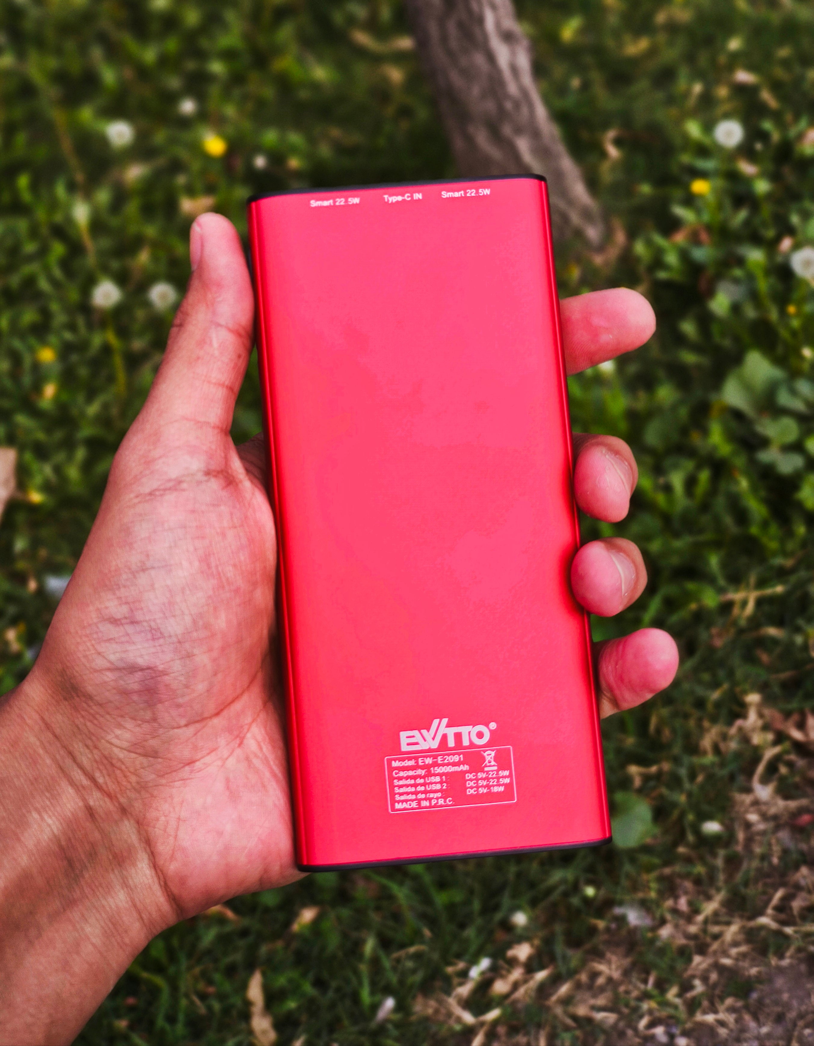 EWTTO Cargador Portátil Carga Ultra Rápida 22.5W Aleación de Aluminio Premium 15.000mAh
