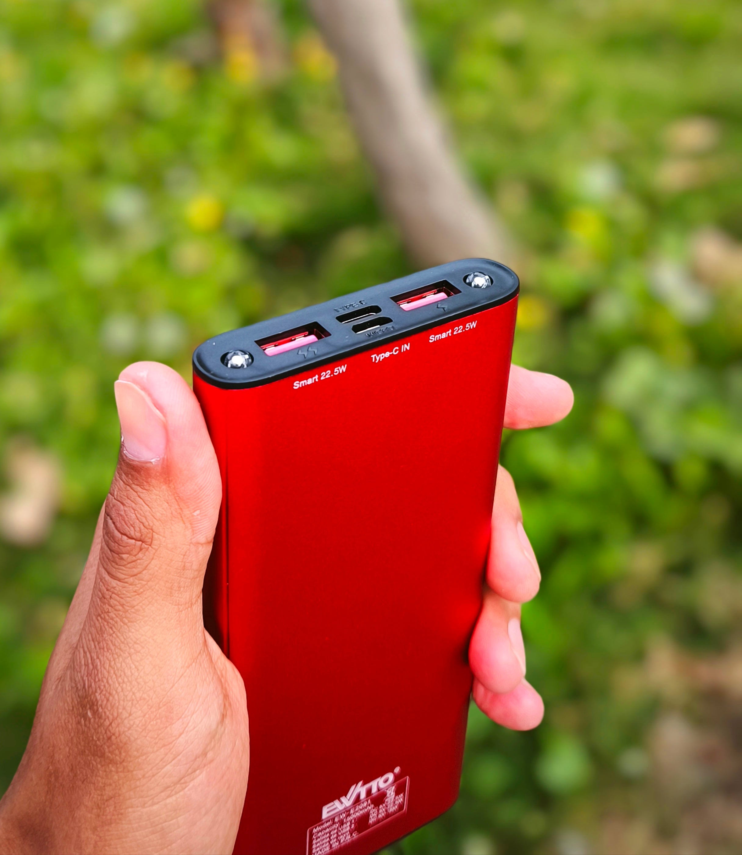 EWTTO Cargador Portátil Carga Ultra Rápida 22.5W Aleación de Aluminio Premium 15.000mAh